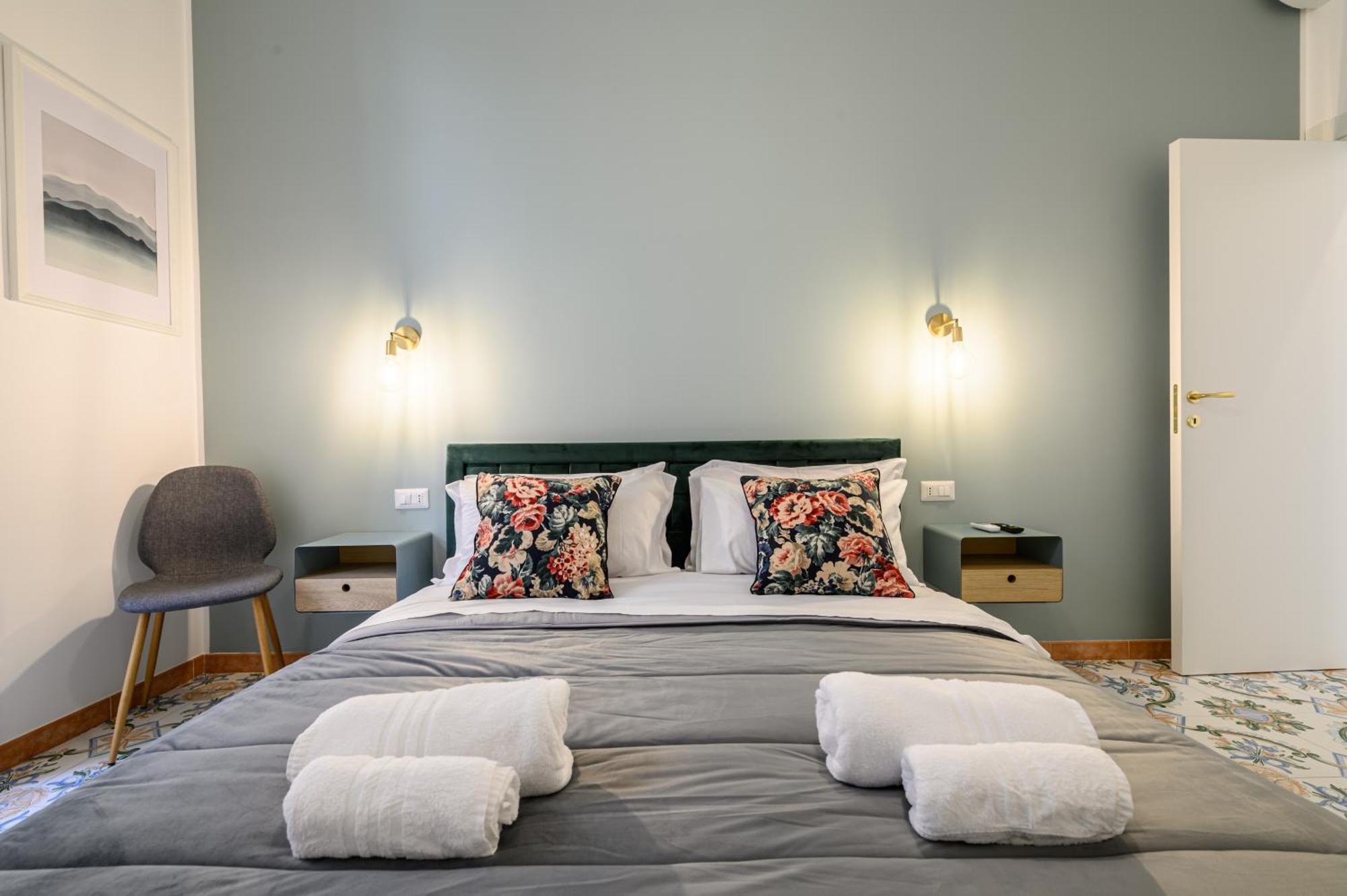 Guest House 121 Charming Apartment Napoli Exterior foto